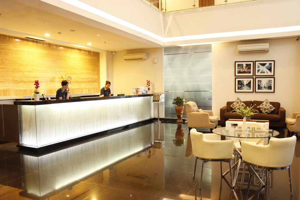 Hotel 88 Embong Malang Surabaya Exterior foto