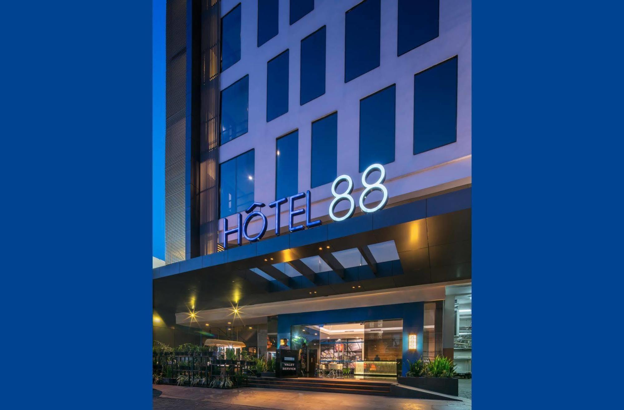 Hotel 88 Embong Malang Surabaya Exterior foto
